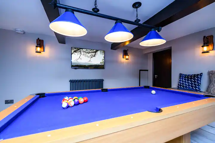 Stay in The Black Swan - Comfortable Unique Manor, Kendal - Supreme Escapes